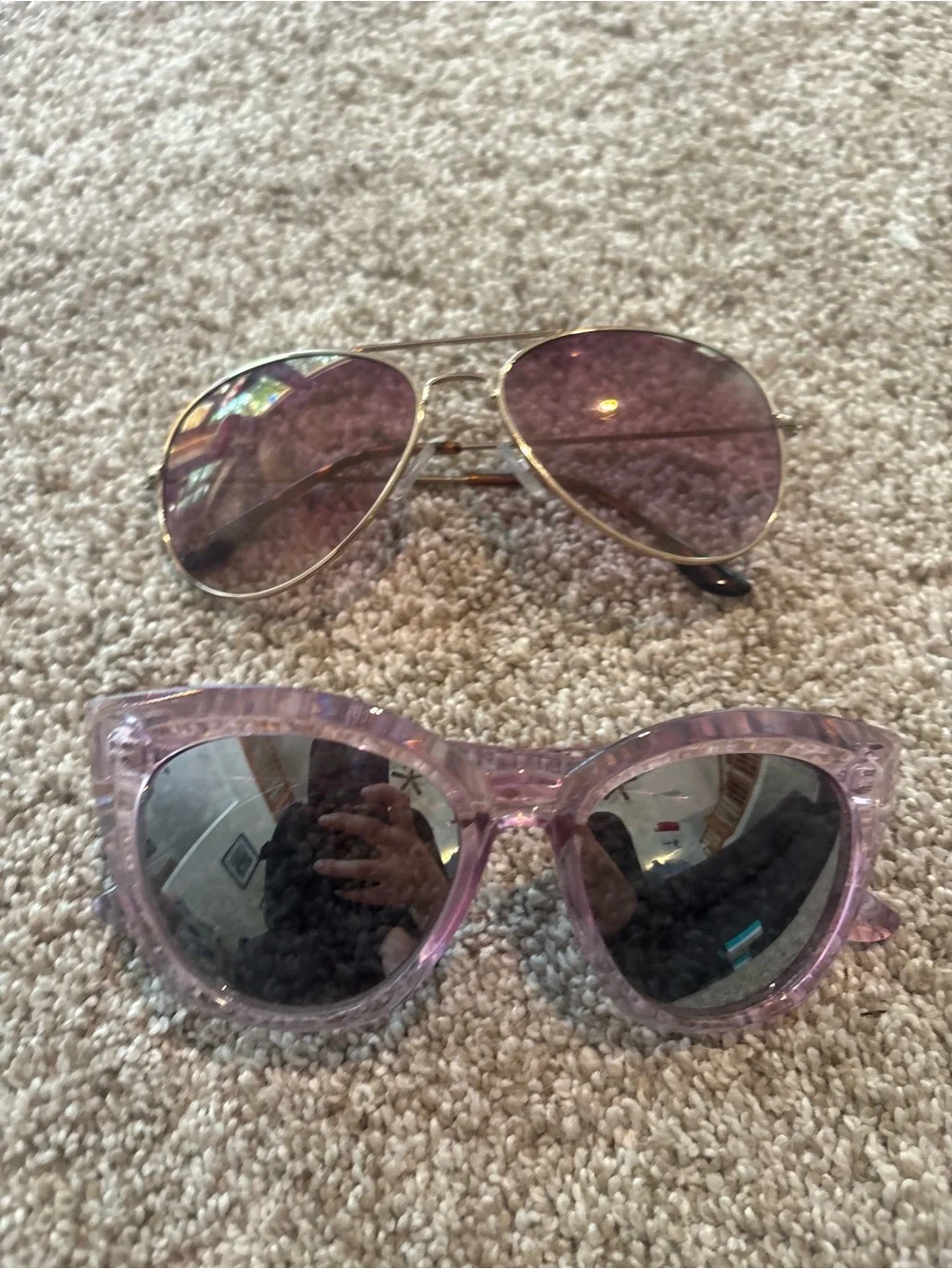 Set of 2 Women's Sunglasses from Urban Outfitters